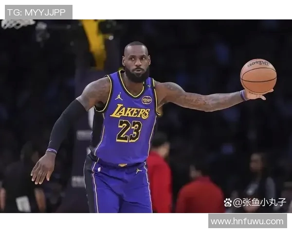 詹姆斯在湖人对火箭比赛中精彩得分表现引发球迷热议 詹姆斯在湖人对火箭比赛中精彩得分表现引发球迷热议