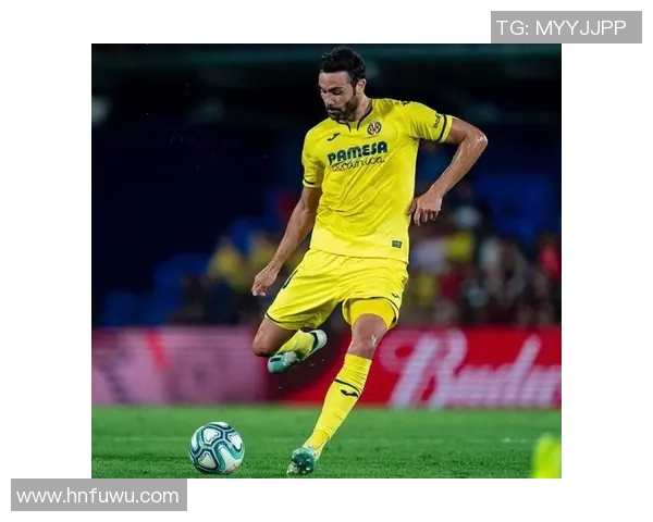 18火箭与勇士激战正酣比分悬念不断引发球迷热议